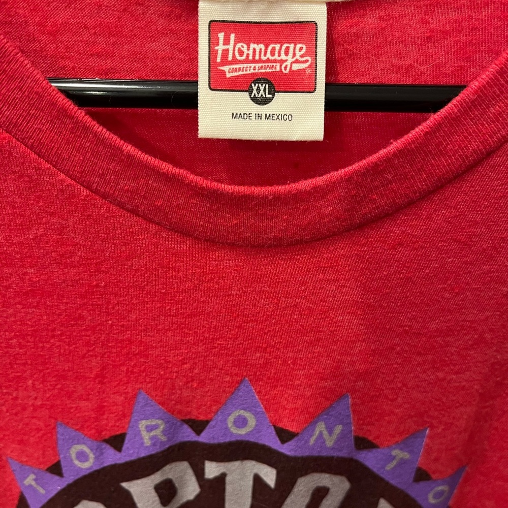 Toronto Raptors T-shirt - Picture 5 of 5